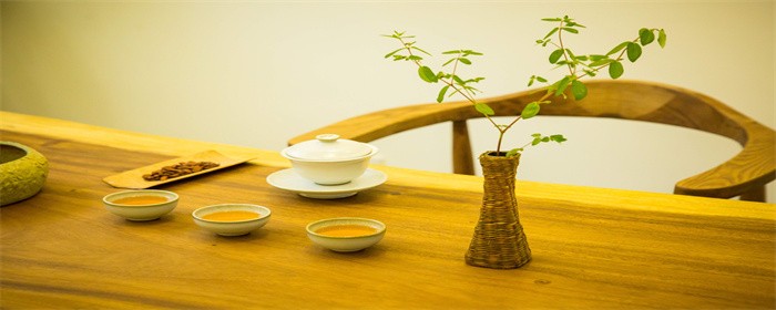 摄图网_500129119_茶叶 丹参茶用功夫茶方式冲泡（企业商用）.jpg